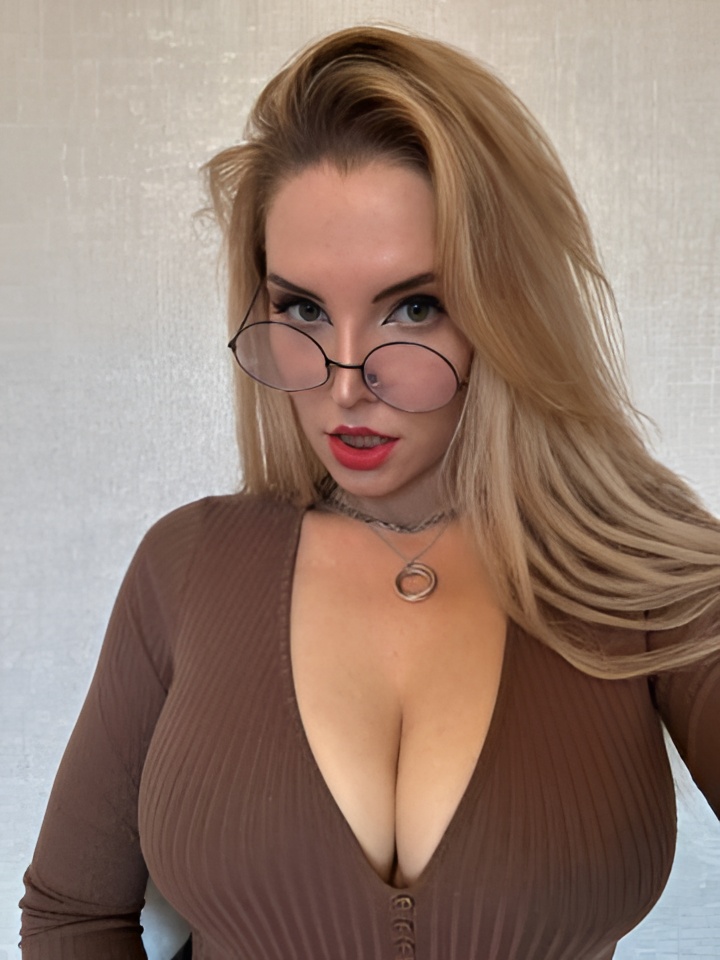 Даша привлекальеная девушка из Фурманов цена от 3000 руб