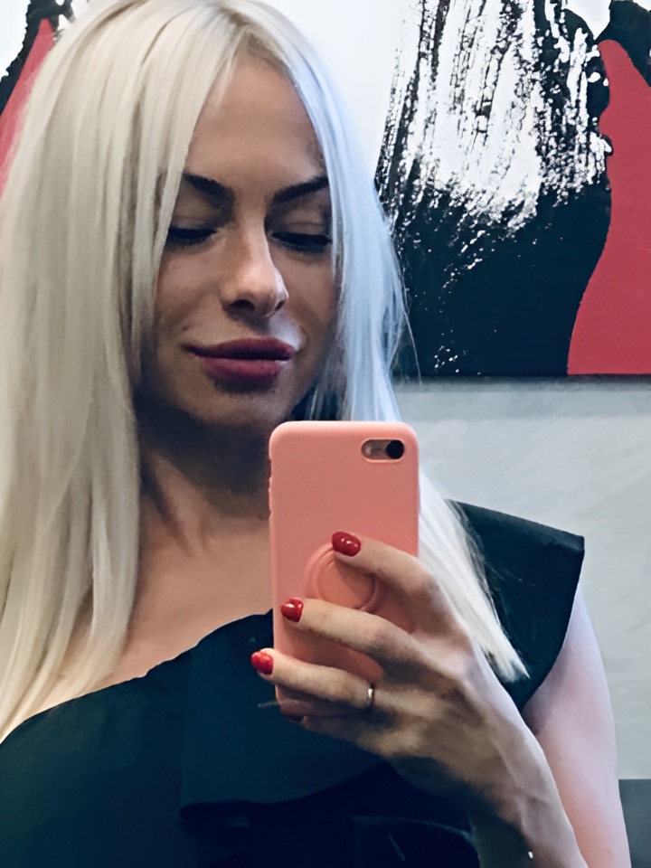 Гертруда привлекальеная девушка из Фурманов цена от 1500 руб