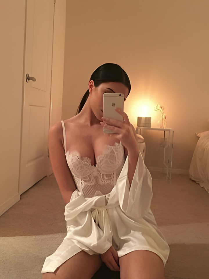 Индивидуалка Леся, доступна для личного знакомства от 1500 руб