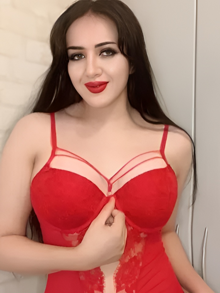 Индивидуалка Медея, доступна для личного знакомства от 1500 руб