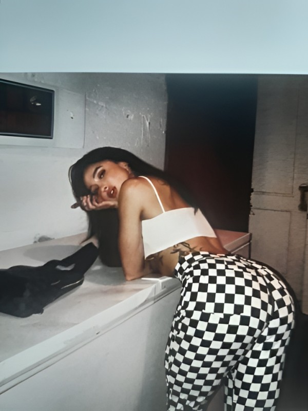 Снежана привлекательная девушка из Фурманов цена от 10000 руб