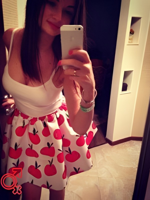 Ярослава привлекательная девушка из Фурманов цена от 10000 руб