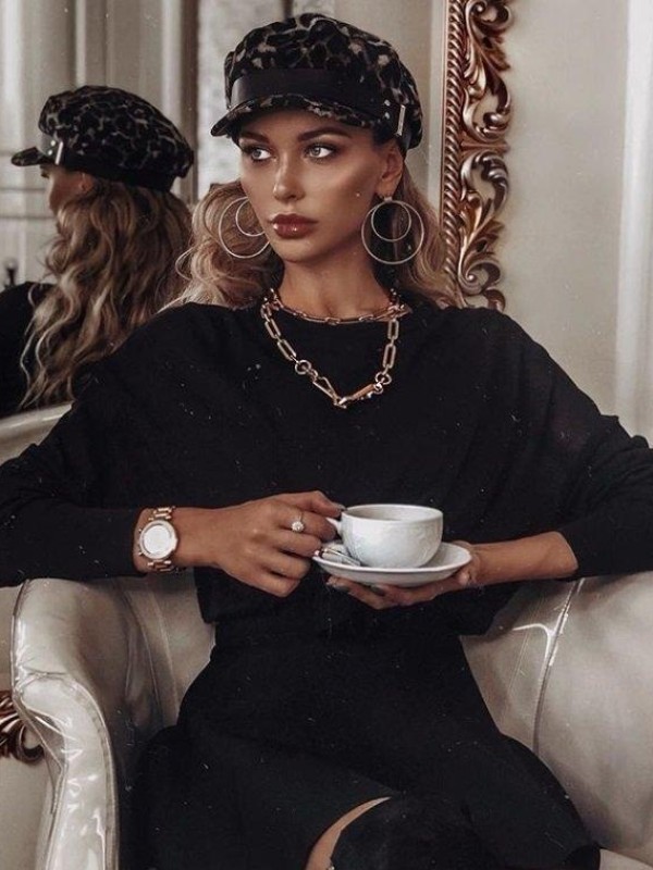 Яна привлекательная девушка из Фурманов цена от 3500 руб